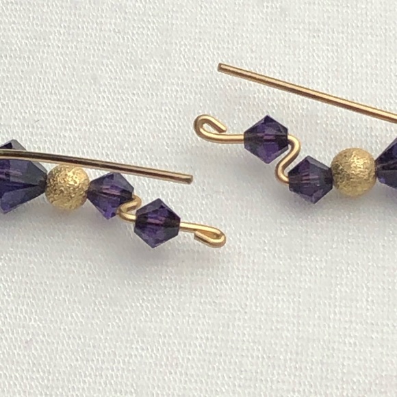 🐷 Handmade Wire Wrapped Climbing Earrings - Picture 3 of 5